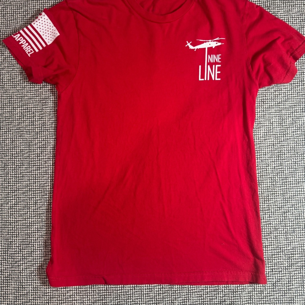 Nine Line Apparel RED Remember Everyone Deployed Graphic T-Shirt Red Small